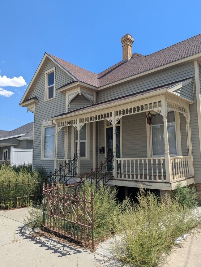 Primary Photo - 109 Sherman St