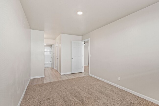 Building Photo - 751 S 300 E