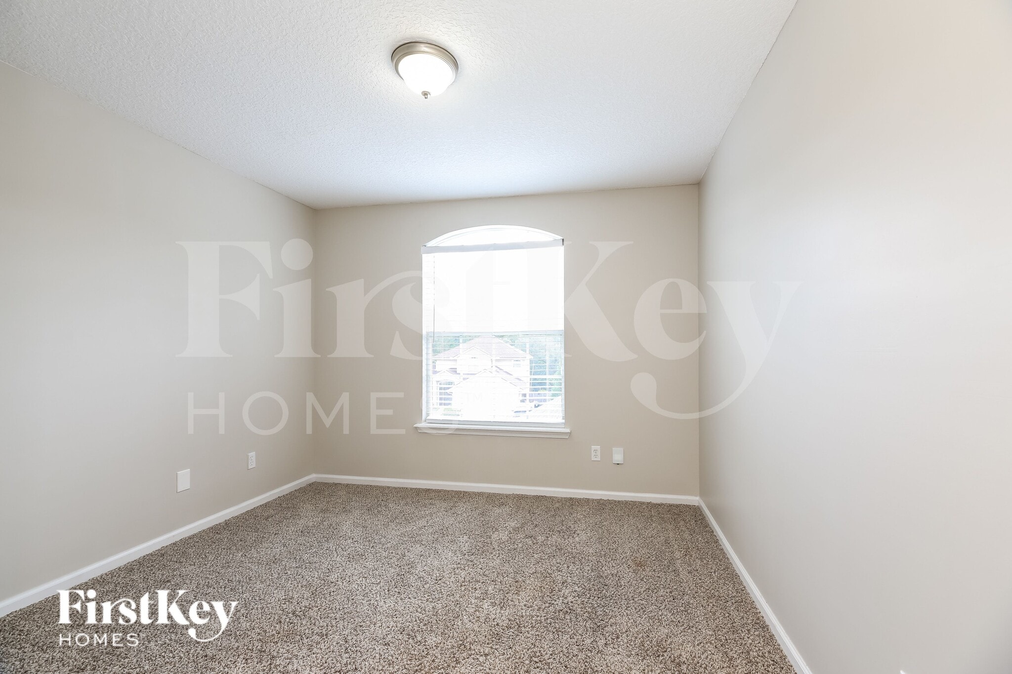 Building Photo - 2921 Ravine Hill Dr