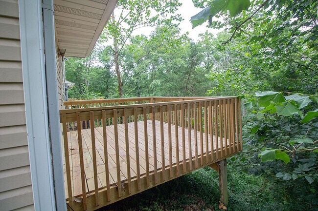 Building Photo - 5340-5342-5342 Godas Cir