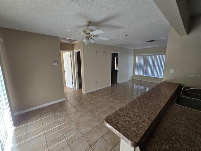 Building Photo - 369 Dundee Dr