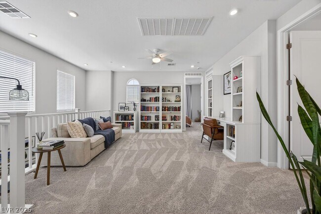 Building Photo - 10662 Carnes Ave