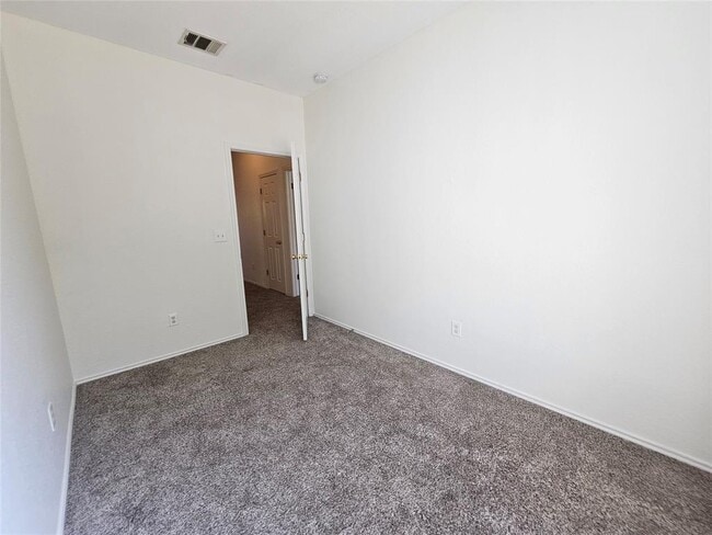 Building Photo - 304 Windridge Village Cove