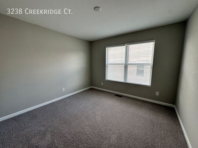 Building Photo - 3238 Creekridge Ct