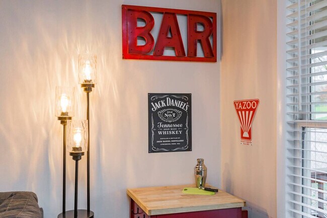 Building Photo - 2516 Gallatin Pike