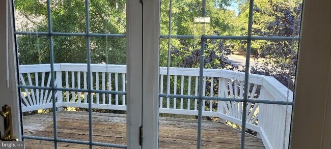 Building Photo - 20401 Trails End Terrace