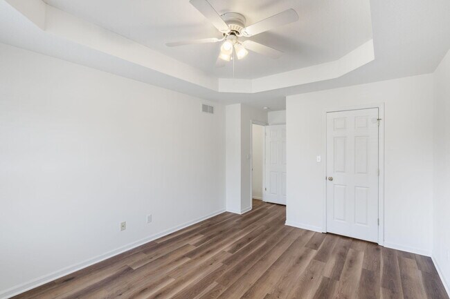 Building Photo - 5003 Betty Jean Way