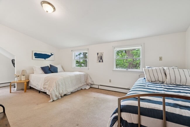 Building Photo - 111 Cottage Rd