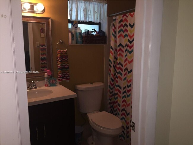 Building Photo - 4459 Carambola Cir S