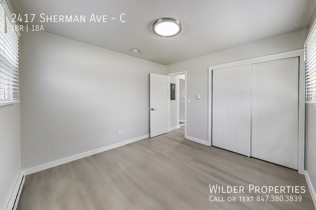 Building Photo - 2417 Sherman Ave