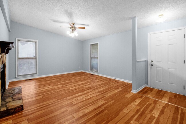 Building Photo - Lovely home in Charlotte