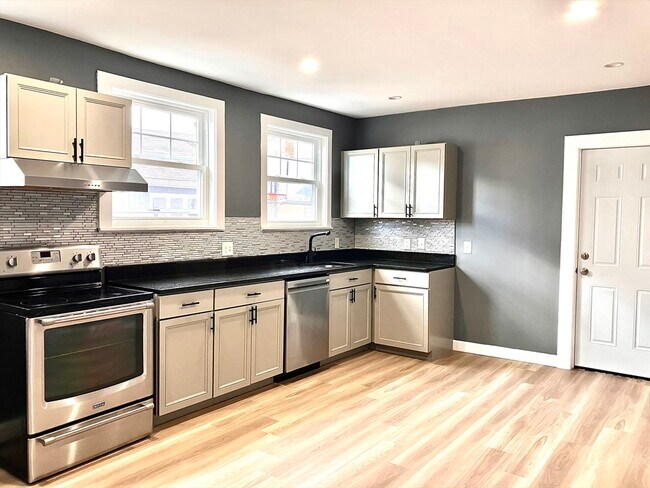 Building Photo - 20 Sweetser Terrace