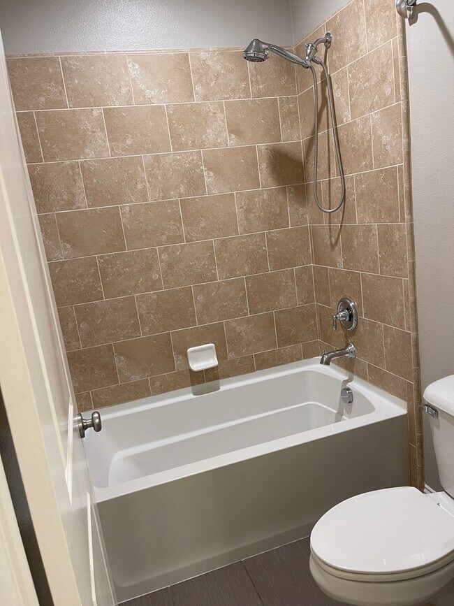 Building Photo - Exquisite 5-Bedroom, 3.5-Bath Home in Coveted Morgan Hill Estates