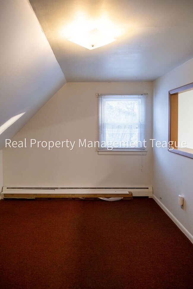 Building Photo - 6 Indiana Ave