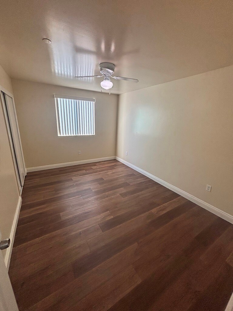 Building Photo - 9031 Avalon Blvd