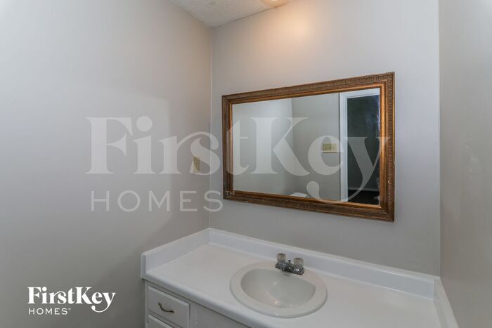 Building Photo - 4130 Silverleaf Rd