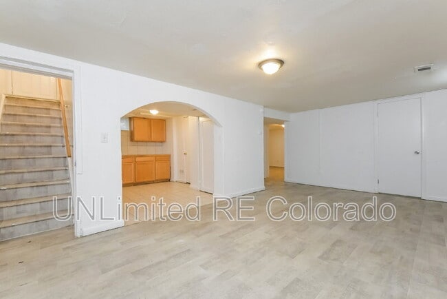 Building Photo - 1016 N Raleigh St