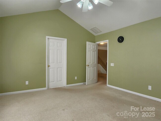 Building Photo - 7533 Lady Bank Dr