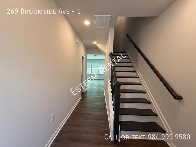 Building Photo - 269 Broomside Ave