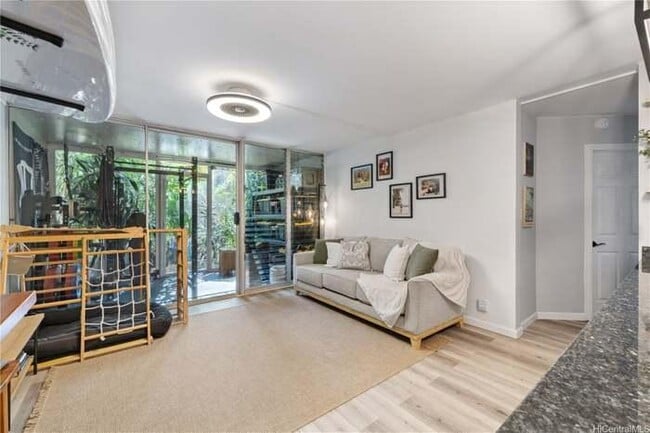 Building Photo - 95-269-269 Waikalani Dr