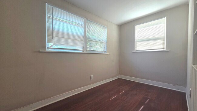 Building Photo - 8255 Kilpatrick Ave