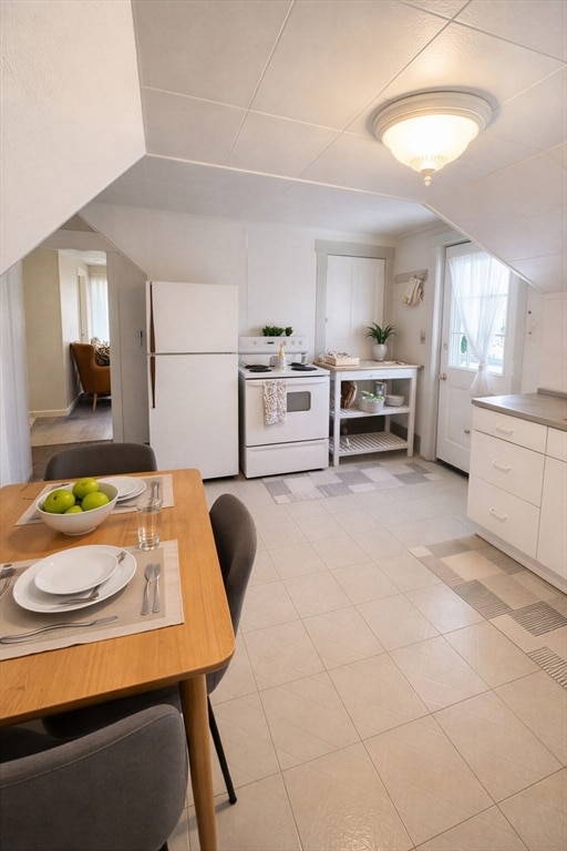 Building Photo - 201 W Acton Rd