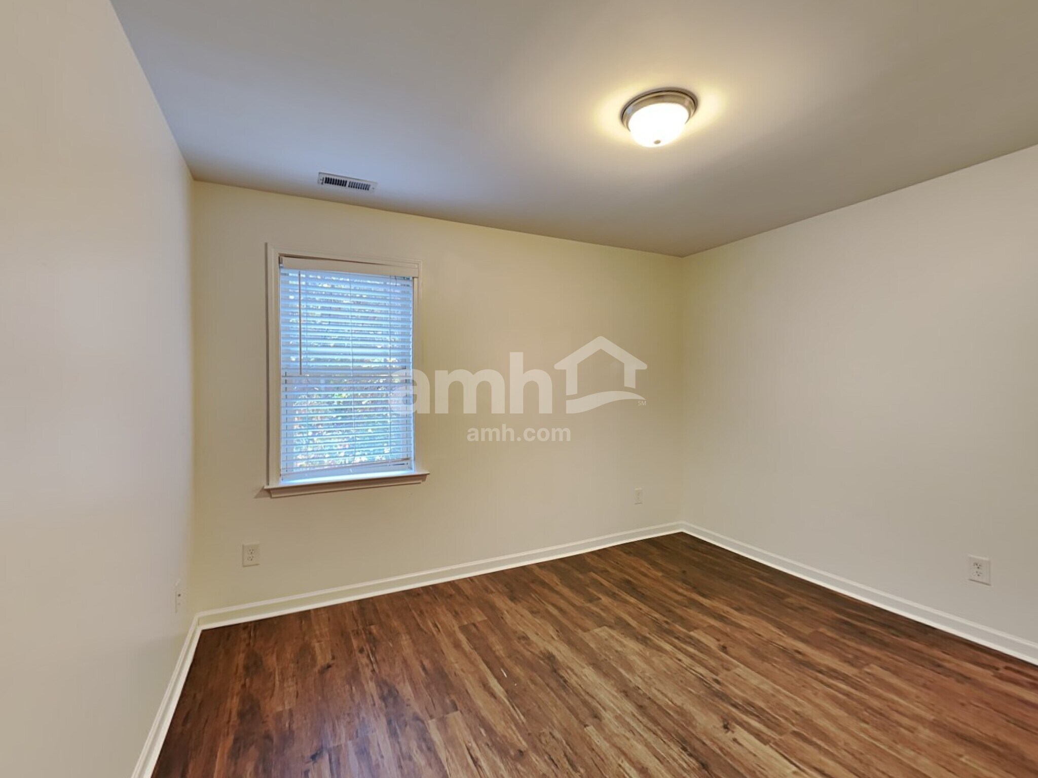 Building Photo - 108 Citrine Ct