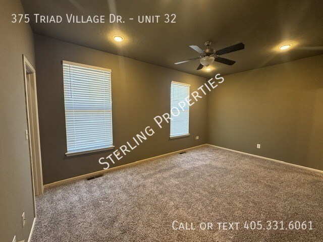 Building Photo - 375 Triad Village Dr