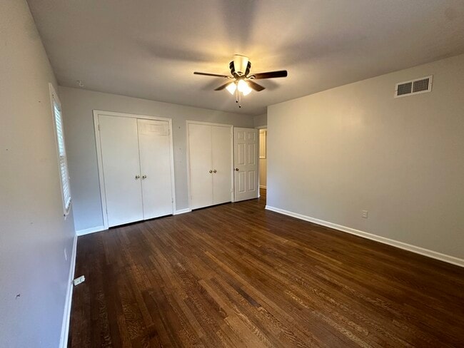 Building Photo - 5901 Brierdale Ave