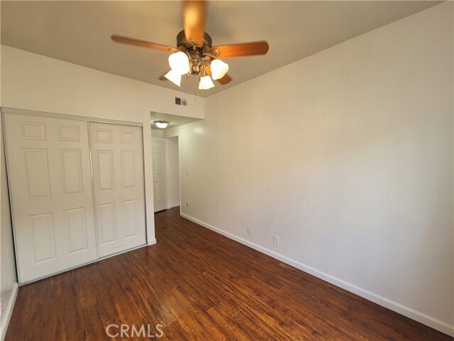 Building Photo - 5730 Vineland Ave