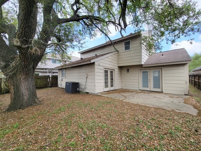 Building Photo - 2710 Quail Creek Dr