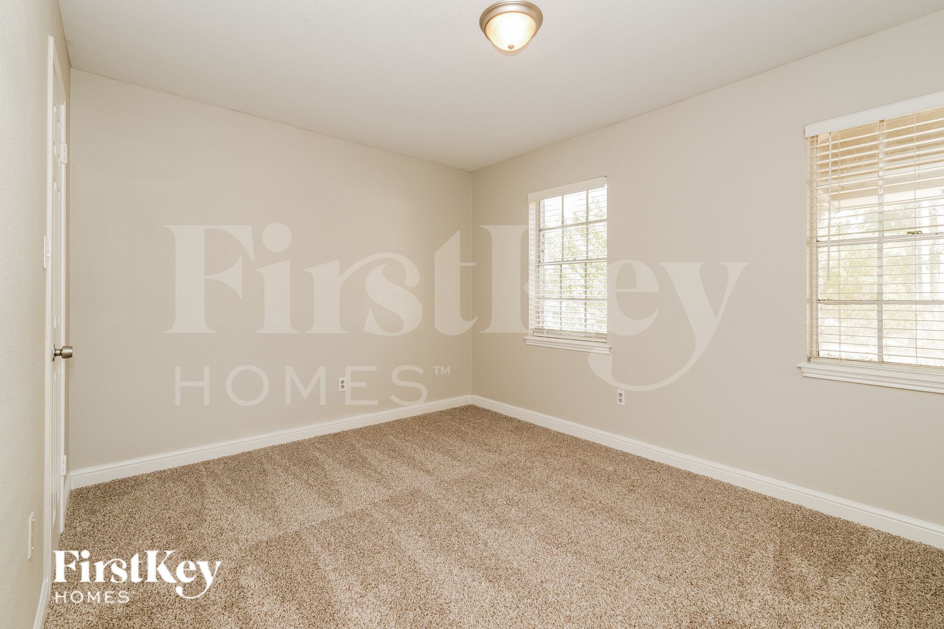 Building Photo - 17327 Rolling Creek Dr