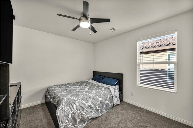 Building Photo - 10283 Massachusetts Ln