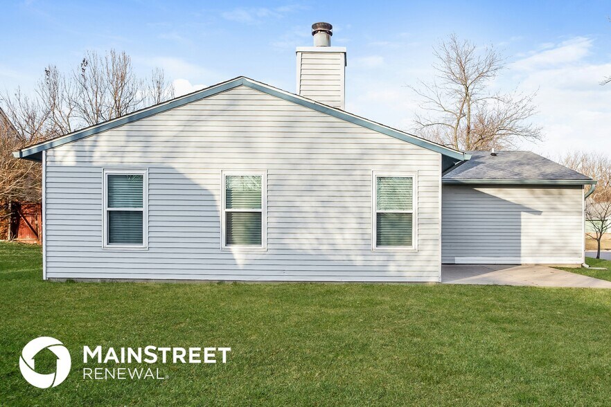 Building Photo - 3811 Oil Creek Dr