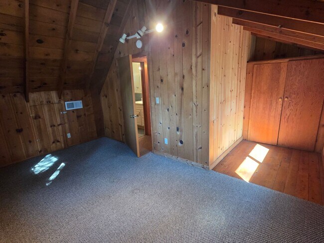 Building Photo - Twain Harte Home