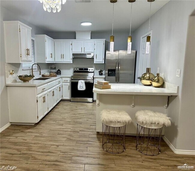 Building Photo - 416 Canela Dr