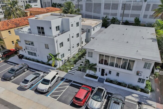 Building Photo - 3020 Seville St
