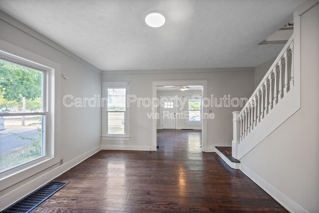 Building Photo - 1227 Woodside Blvd