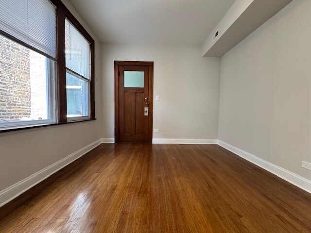 Building Photo - 3050 N Milwaukee Ave