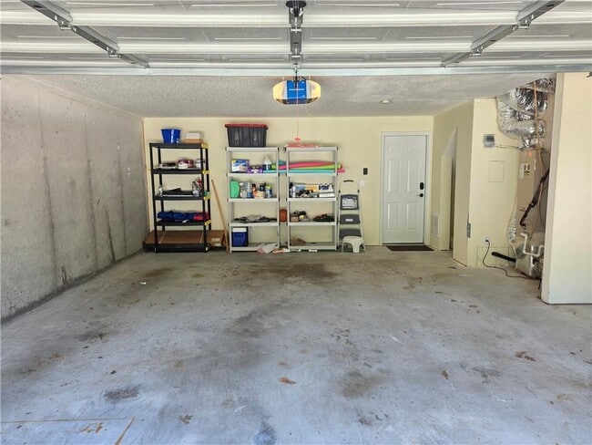 Building Photo - 1208 Charleston Ct