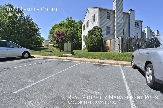 Building Photo - 1073 Temple Ct