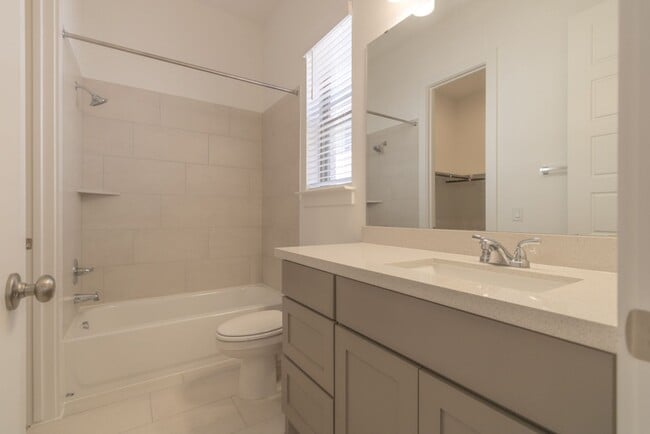 Building Photo - 1408 Plum Tree Way