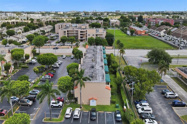 Building Photo - 675 NW 85th Ct