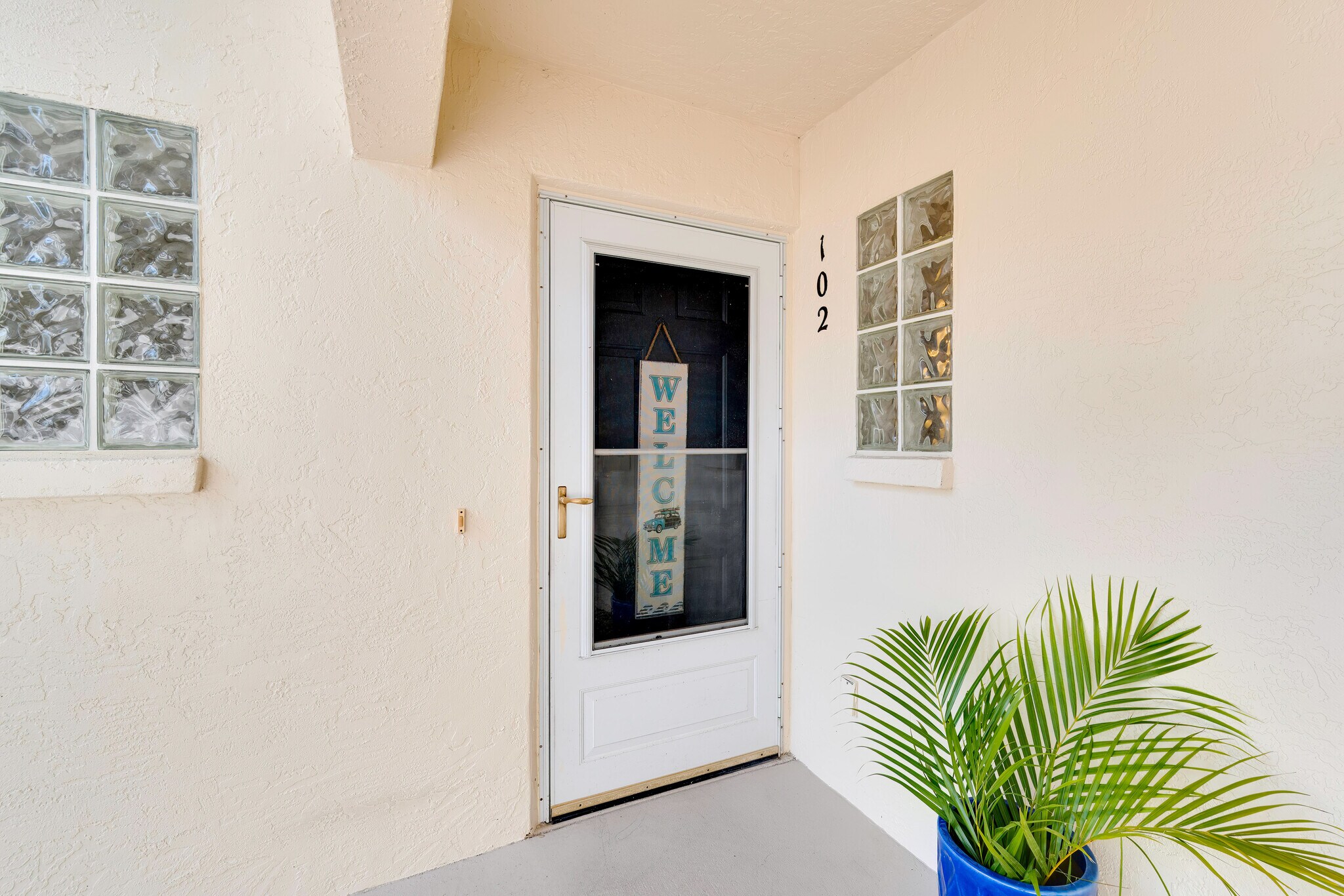 Front Door - 821 Montrose Dr