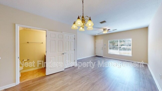 Building Photo - 8127 Summer Palm Ct