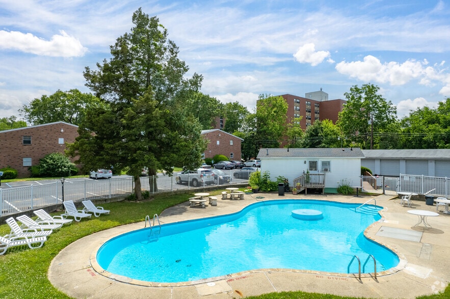 Barclay Apartments 28 Temple Rd Vineland NJ 08360 Apartment Finder