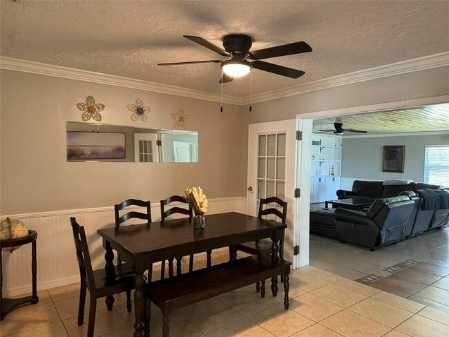 Building Photo - 2811 Poinciana Ct