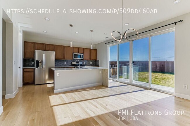 Building Photo - 5372 Warrior St