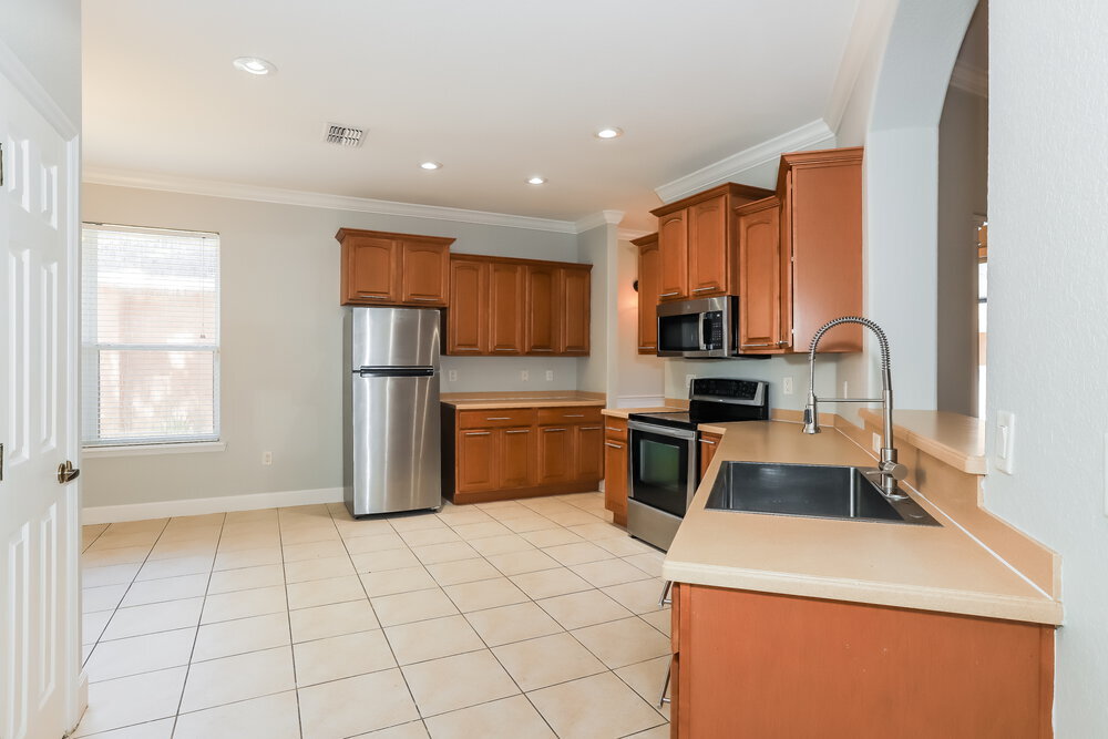 Building Photo - 5422 Oxford Manor Cir
