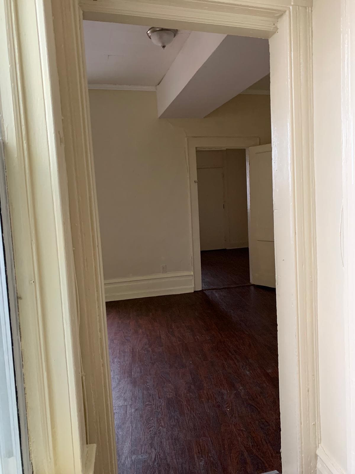 bedroom - 105 Roseville Ave